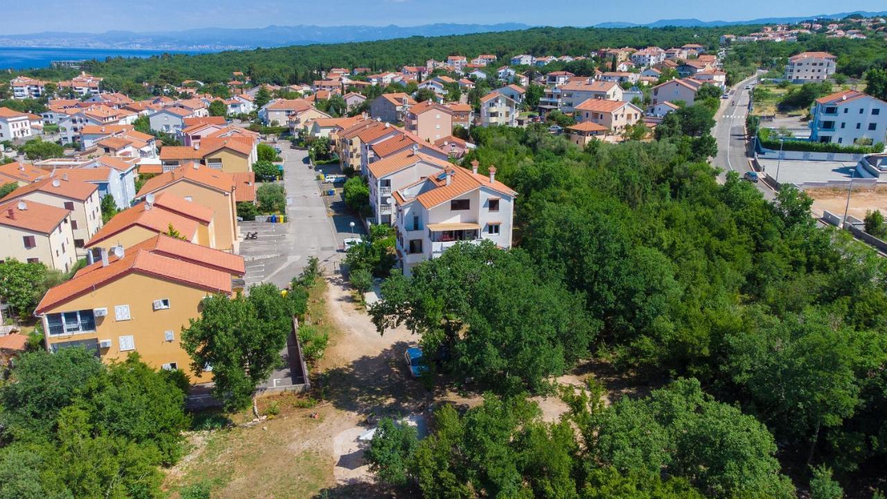Apartman Mihael マリンスカ エクステリア 写真